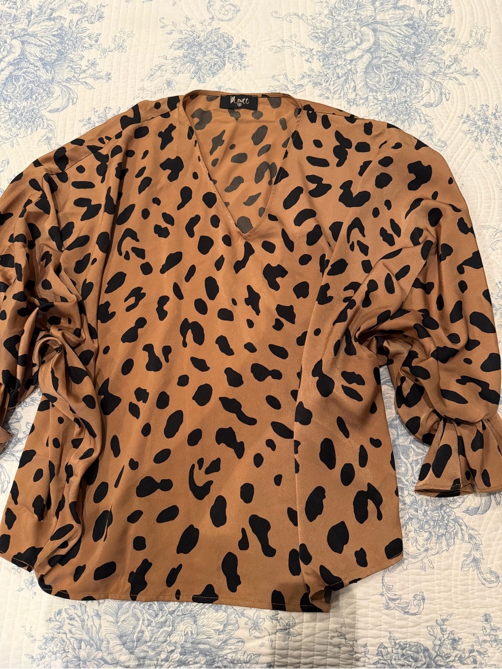 Meritt women's blouse size M EUC